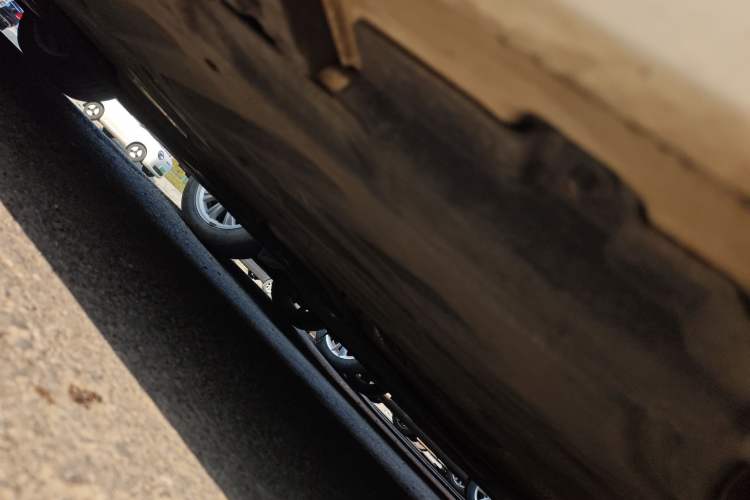 Used Mercedes-Benz C-Class 2018 C 200 L Sport Edition Chassis Rear Left