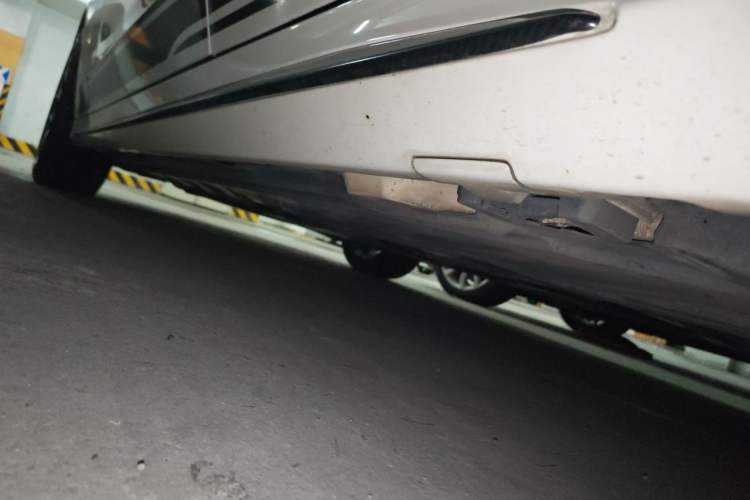 Used Mercedes-Benz C-Class 2018 C 200 Estate Chassis Rear Left
