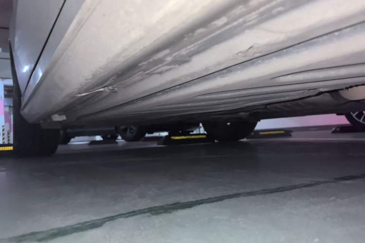 Used Mercedes-Benz C-Class 2018 C 200 Sport Edition Chassis Rear Left