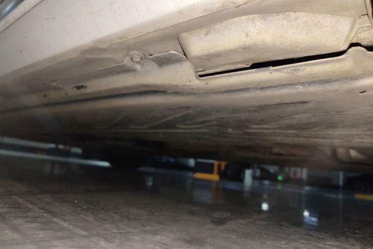 Used Mercedes-Benz C-Class 2018 C 200 Sport Edition Chassis Rear Left