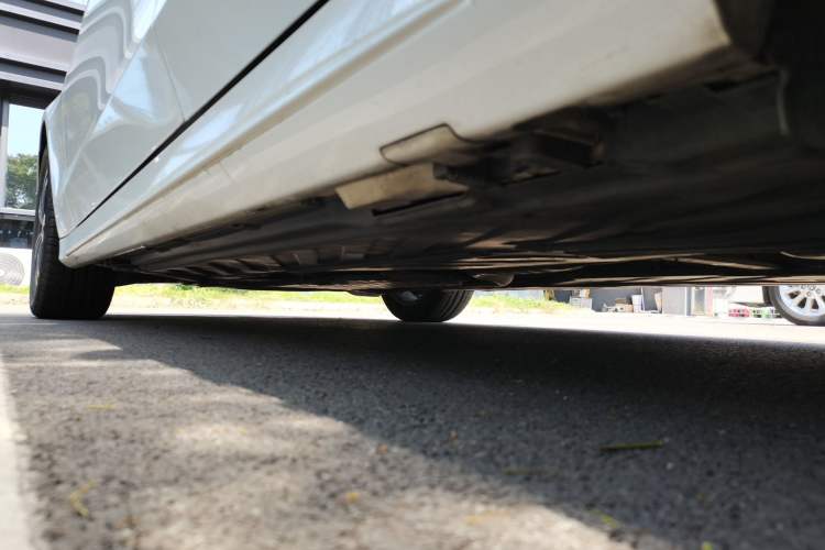 Used Mercedes-Benz C-Class 2018 C 200 Sport Edition Chassis Rear Left