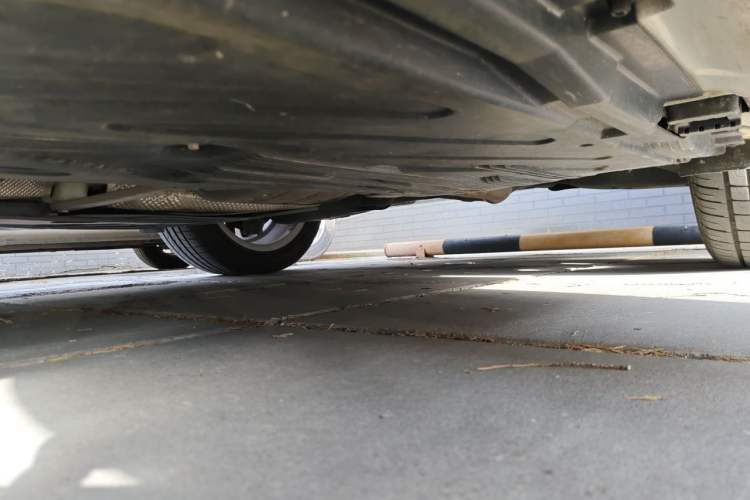 Used Mercedes-Benz C-Class 2018 C 200 Sport Edition Chassis Rear Left