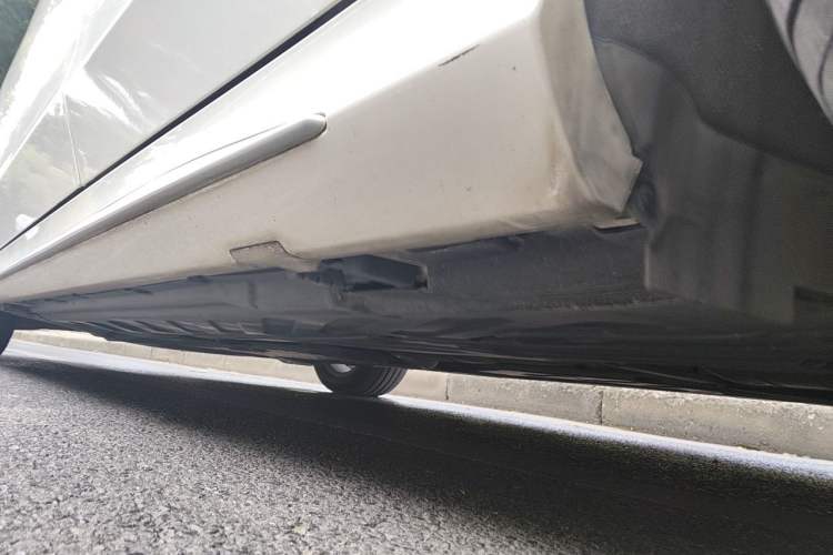 Used Mercedes-Benz C-Class 2018 C 180 L Fashion Edition Sport Version Chassis Rear Left
