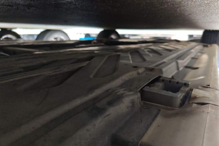 Used Mercedes-Benz C-Class 2018 C 200 L Sport Edition Chassis Rear Left
