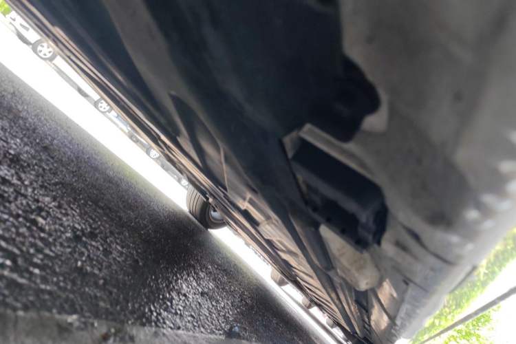 Used Mercedes-Benz C-Class 2018 C 200 Sport Edition Chassis Rear Right