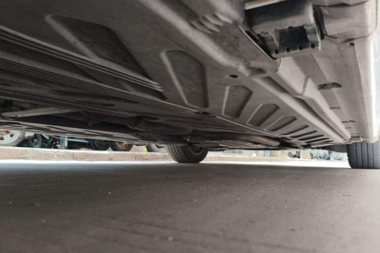 Used Mercedes-Benz C-Class 2018 C 200 L Chassis Rear Right