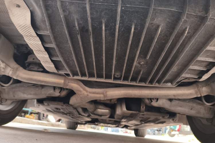 Used Mercedes-Benz C-Class 2018 C 200 L Chassis Rear