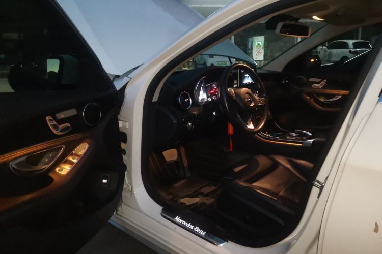 Used Mercedes-Benz C-Class 2018 C 200 L Sport Edition Driver Seat