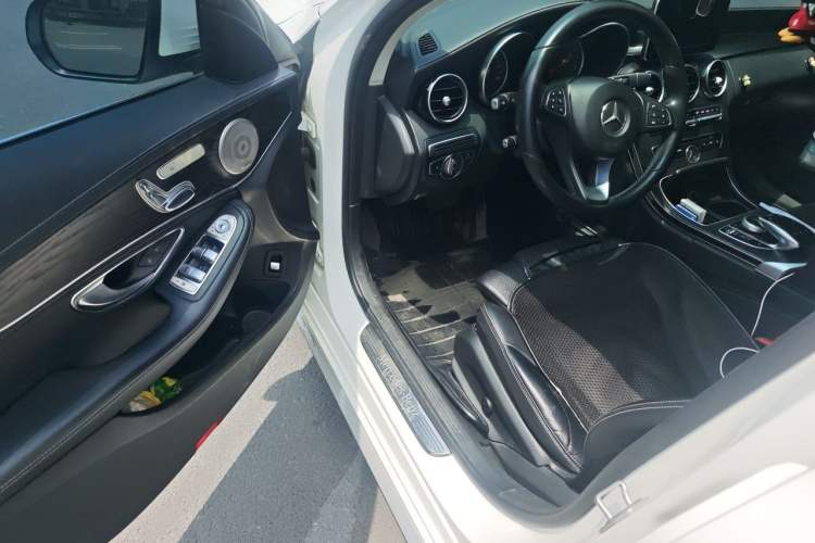 Used Mercedes-Benz C-Class 2018 C 200 L Sport Edition Driver Seat