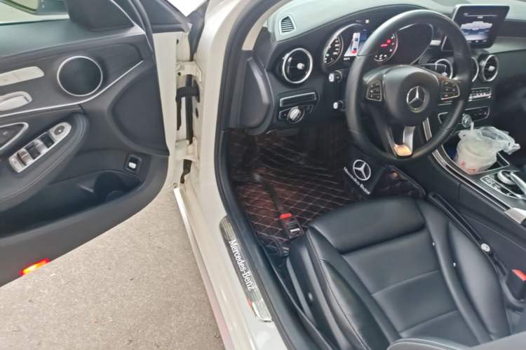 Used Mercedes-Benz C-Class 2018 C 200 L Sport Edition Driver Seat