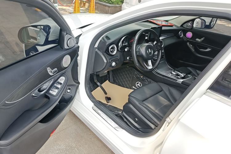 Used Mercedes-Benz C-Class 2018 C 180 L Fashion Edition Sport Version Driver Seat