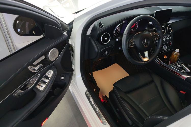 Used Mercedes-Benz C-Class 2018 C 200 L Sport Edition Driver Seat