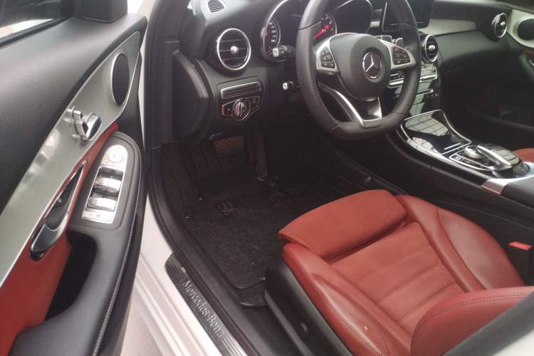 Used Mercedes-Benz C-Class 2018 C 200 Sport Edition Driver Seat