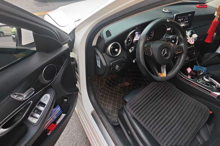 Used Mercedes-Benz C-Class 2018 C 200 Estate Driver Seat
