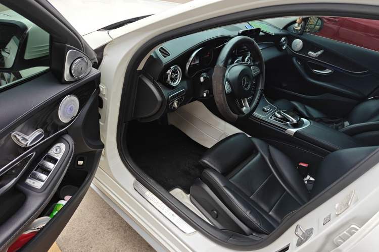 Used Mercedes-Benz C-Class 2018 C 180 L Dynamic Sports Edition Driver Seat