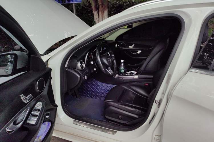 Used Mercedes-Benz C-Class 2018 C 200 Estate Driver Seat
