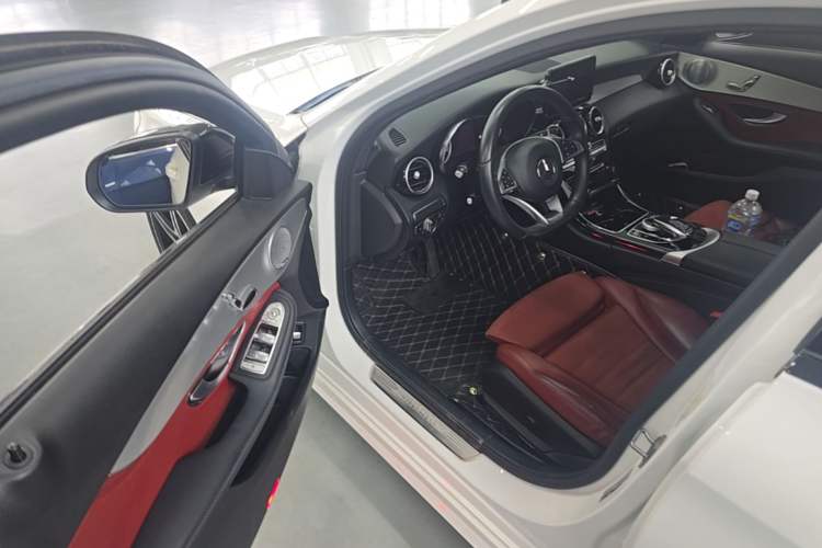 Used Mercedes-Benz C-Class 2018 C 200 Achievement Special Edition Driver Seat