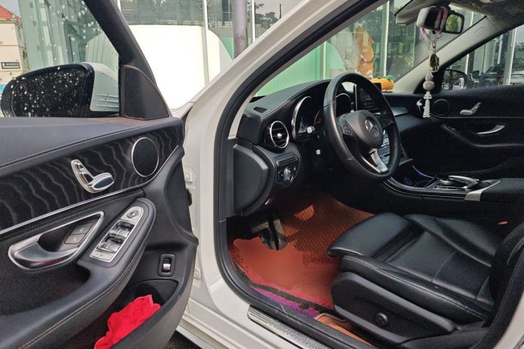 Used Mercedes-Benz C-Class 2018 C 180 L Fashion Edition Sport Version Driver Seat