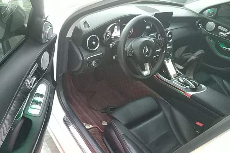 Used Mercedes-Benz C-Class 2018 C 200 L Sport Edition Driver Seat