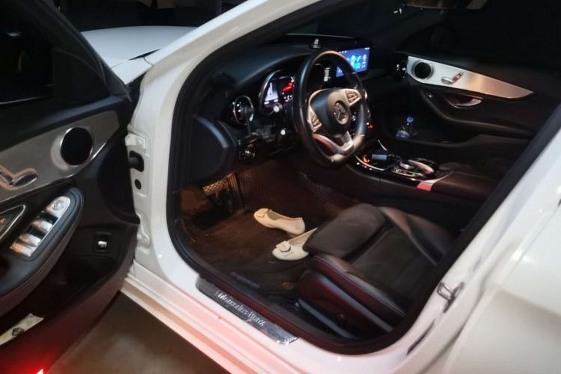 Used Mercedes-Benz C-Class 2018 C 200 Sport Edition Driver Seat