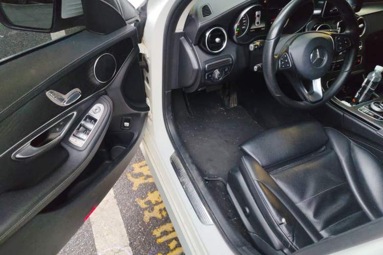 Used Mercedes-Benz C-Class 2018 C 180 L Fashion Edition Sport Version Driver Seat