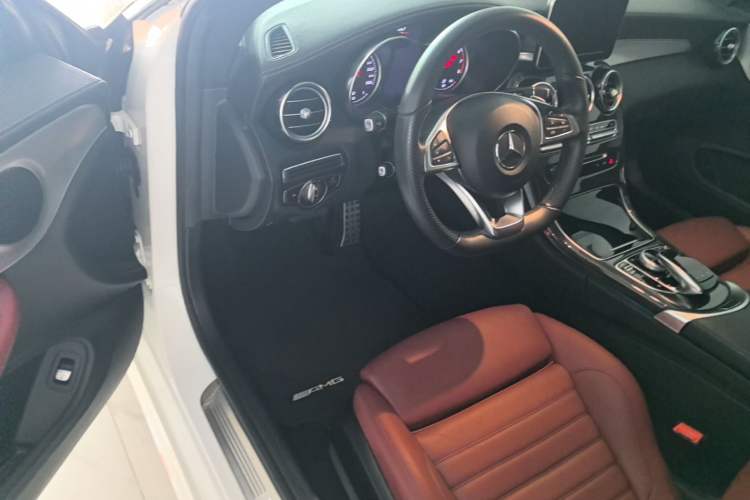 Used Mercedes-Benz C-Class 2018 C 200 Coupe Driver Seat