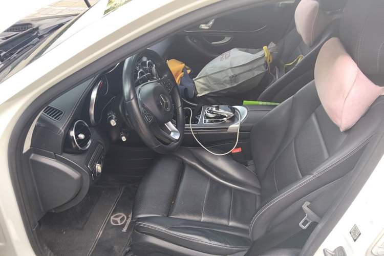 Used Mercedes-Benz C-Class 2018 C 180 L Fashion Edition Sport Version Driver Seat