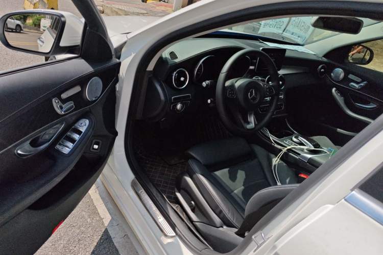 Used Mercedes-Benz C-Class 2018 C 200 L Sport Edition Achievement Special Edition Driver Seat