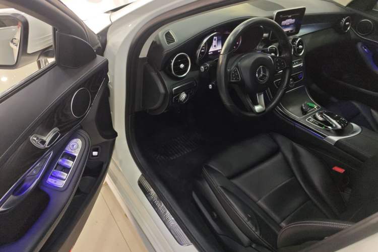 Used Mercedes-Benz C-Class 2018 C 180 L Dynamic Sports Edition Driver Seat