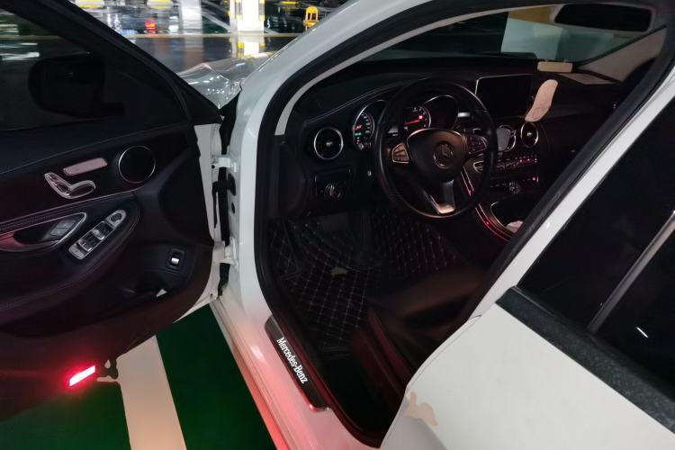 Used Mercedes-Benz C-Class 2018 C 200 L Sport Edition Driver Seat