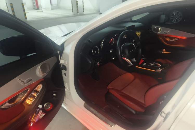 Used Mercedes-Benz C-Class 2018 C 200 Sport Edition Driver Seat