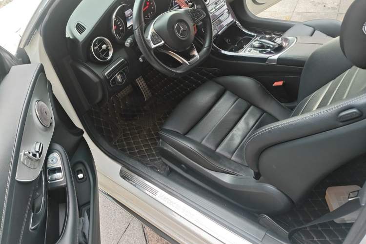 Used Mercedes-Benz C-Class 2018 C 200 Coupe Driver Seat
