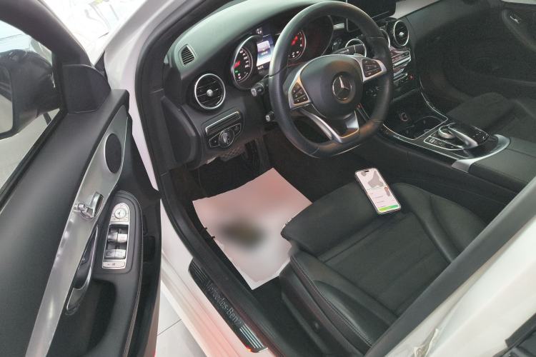 Used Mercedes-Benz C-Class 2018 C 200 Sport Edition Driver Seat