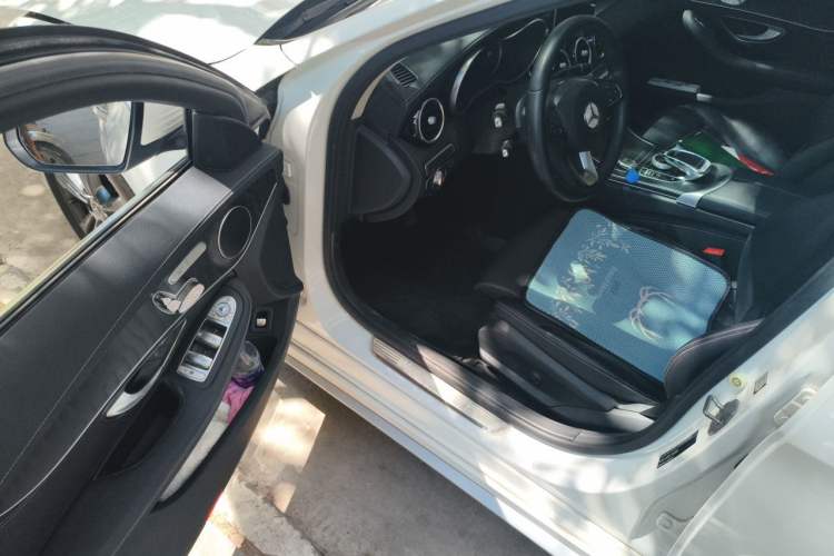 Used Mercedes-Benz C-Class 2018 C 200 L Driver Seat