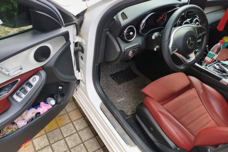 Used Mercedes-Benz C-Class 2018 C 200 Sport Edition Driver Seat