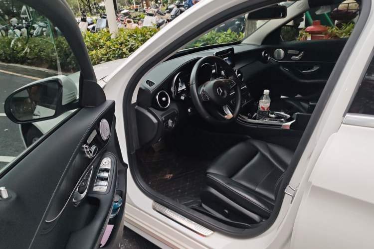 Used Mercedes-Benz C-Class 2018 C 200 L Sport Edition Driver Seat