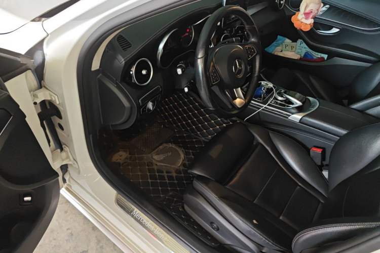 Used Mercedes-Benz C-Class 2018 C 200 L Sport Edition Driver Seat