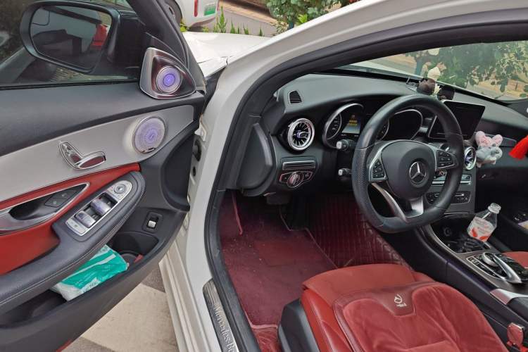 Used Mercedes-Benz C-Class 2018 C 200 Sport Edition Driver Seat