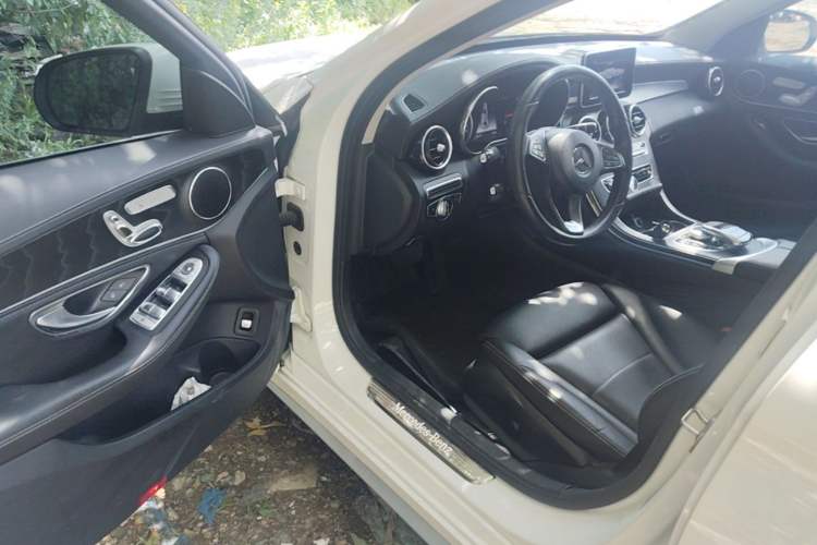Used Mercedes-Benz C-Class 2018 C 200 L Sport Edition Driver Seat