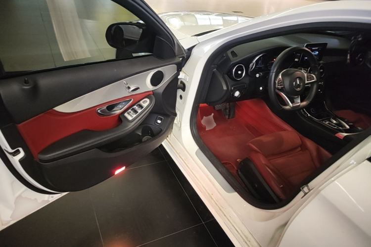 Used Mercedes-Benz C-Class 2018 C 200 Sport Edition Driver Seat
