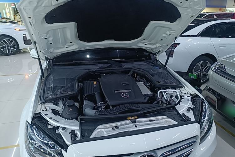 Used Mercedes-Benz C-Class 2018 C 200 L Sport Edition Engine Bay