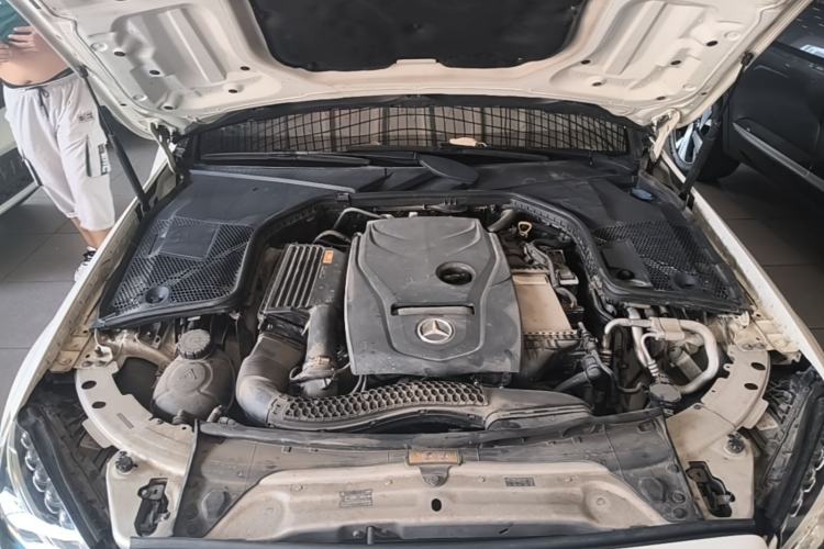 Used Mercedes-Benz C-Class 2018 C 200 Sport Edition Engine Bay