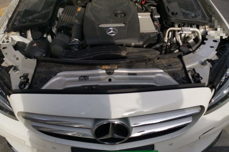 Used Mercedes-Benz C-Class 2018 C 180 L Fashion Edition Sport Version Engine Bay
