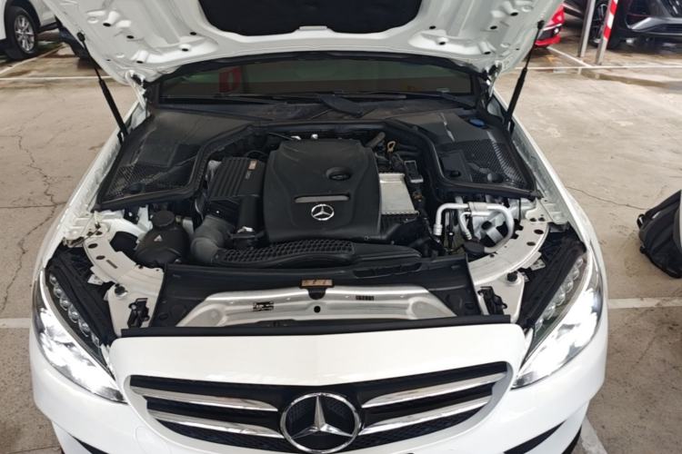 Used Mercedes-Benz C-Class 2018 C 200 Sport Edition Engine Bay