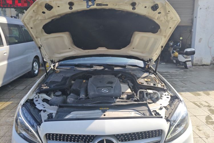 Used Mercedes-Benz C-Class 2018 C 200 Coupe Engine Bay