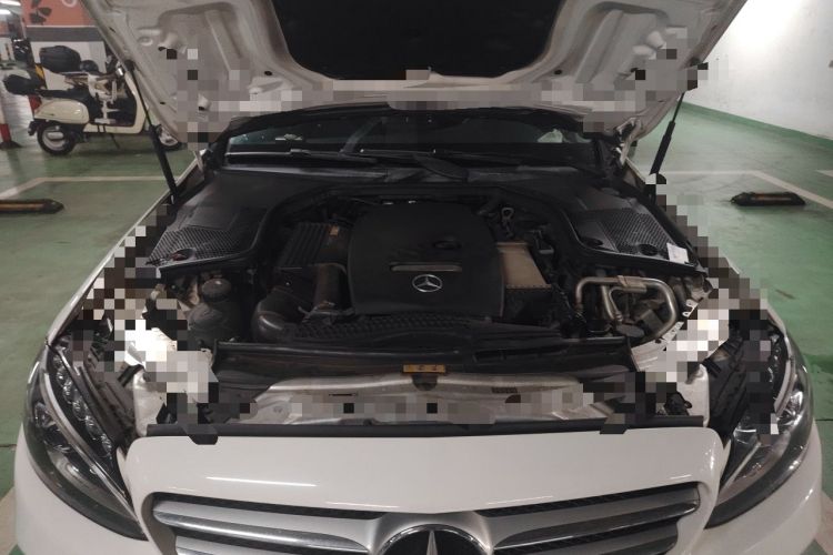 Used Mercedes-Benz C-Class 2018 C 200 L Engine Bay
