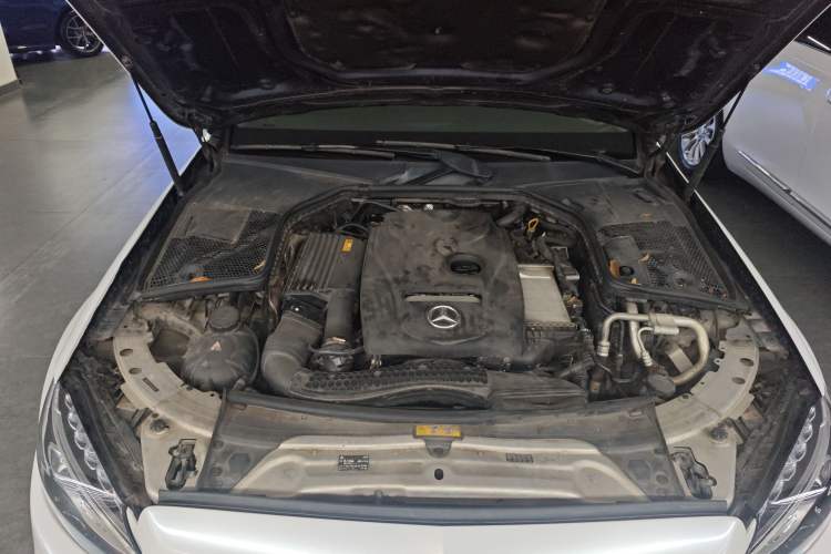 Used Mercedes-Benz C-Class 2018 C 200 L Sport Edition Engine Bay