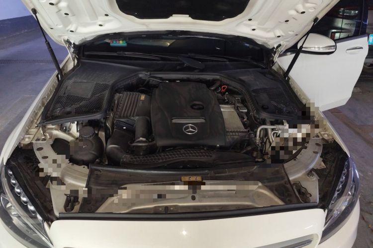 Used Mercedes-Benz C-Class 2018 C 180 L Fashion Edition Sport Version Engine Bay