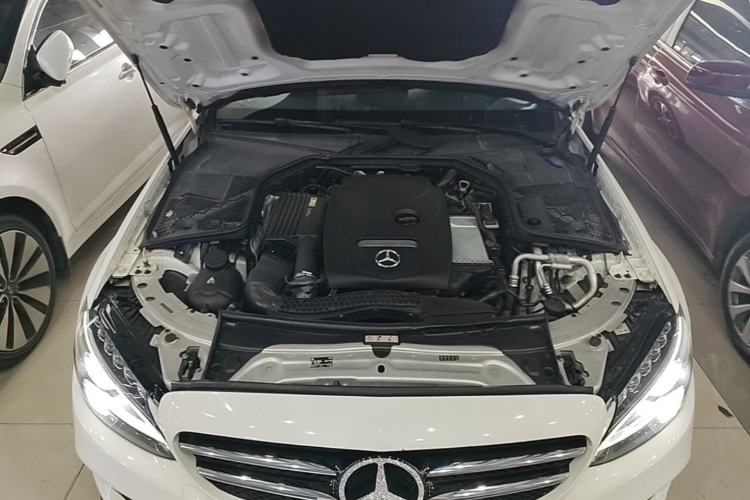 Used Mercedes-Benz C-Class 2018 C 200 Sport Edition Engine Bay