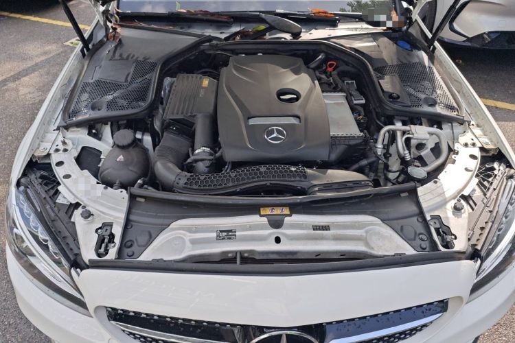 Used Mercedes-Benz C-Class 2018 C 180 L Fashion Edition Sport Version Engine Bay